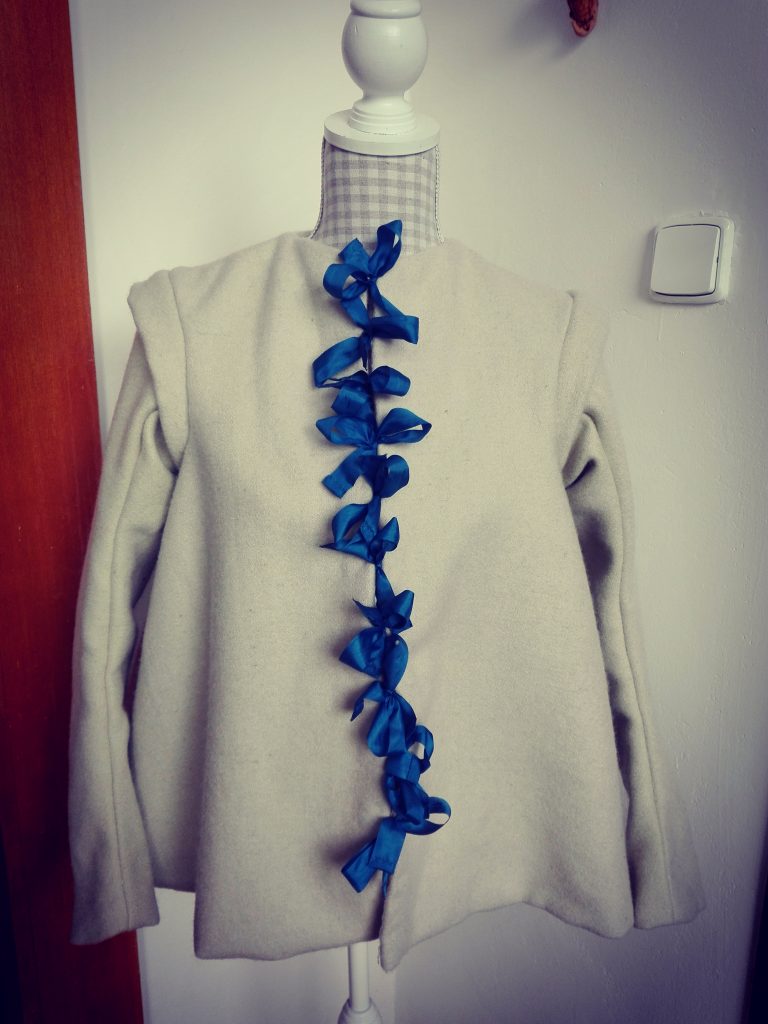 Těhotenský kabátec